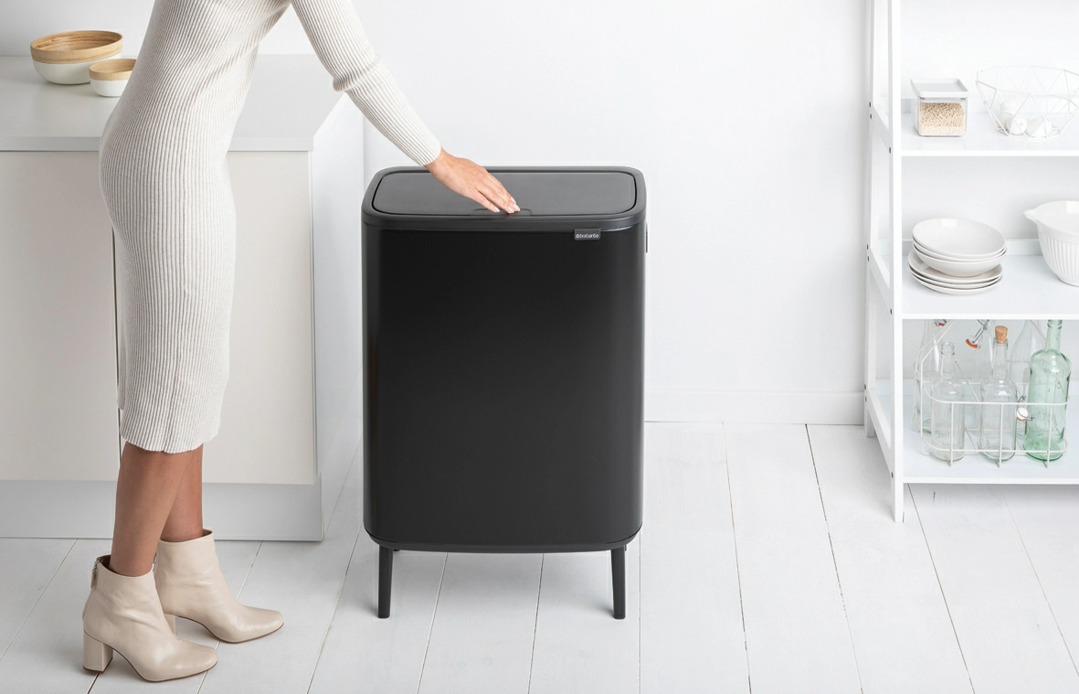 Мусорный бак Touch Bin Bo Hi Brabantia, (60 л), Черный матовый от магазина Бери-Неси.ру