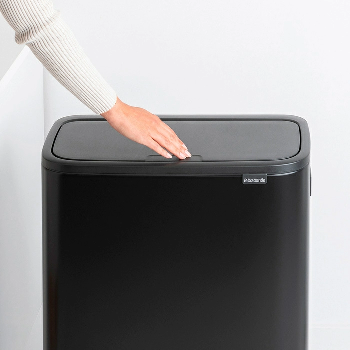 Мусорный бак Touch Bin Bo Hi Brabantia, (2 х 30 л), Черный матовый от магазина Бери-Неси.ру