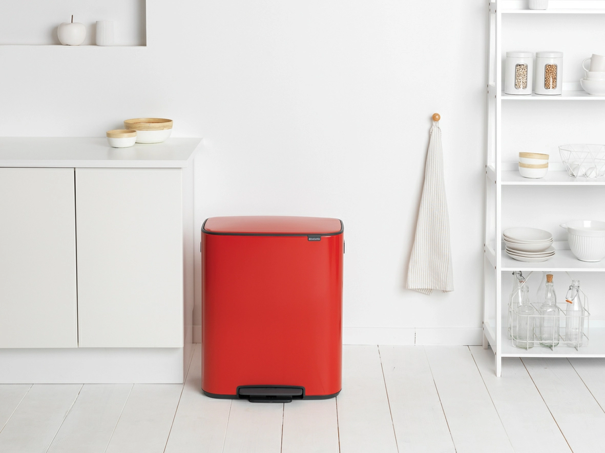 Мусорный бак Touch Bin Bo Brabantia, (60 л), Пламенно-красный от магазина Бери-Неси.ру